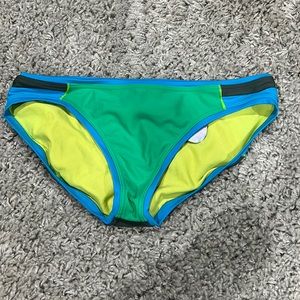 Prana XL Milou bottom, cool green
